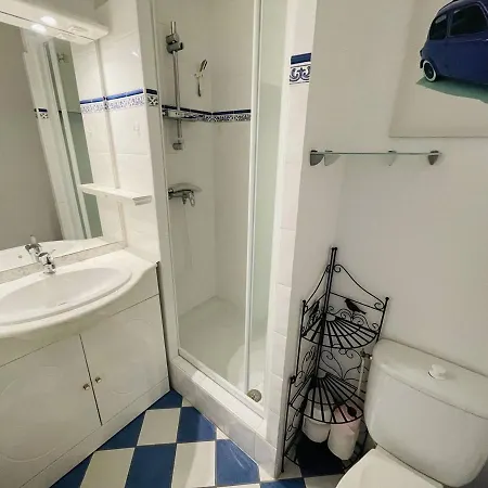 Près Plage, Port Et Piscine, Parking Privé - Fr-1-723-111 * Agde